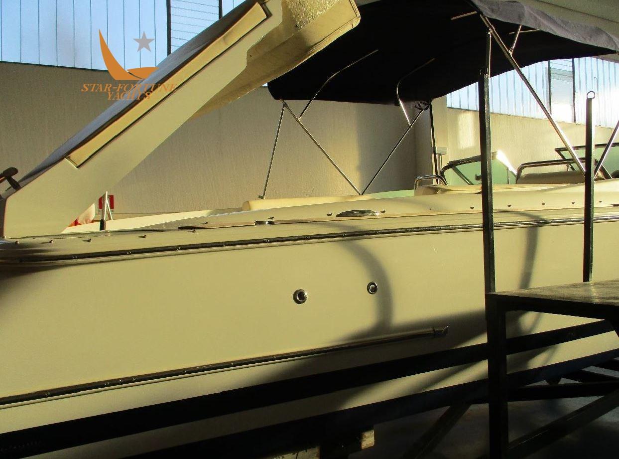 chris craft Corsair 28