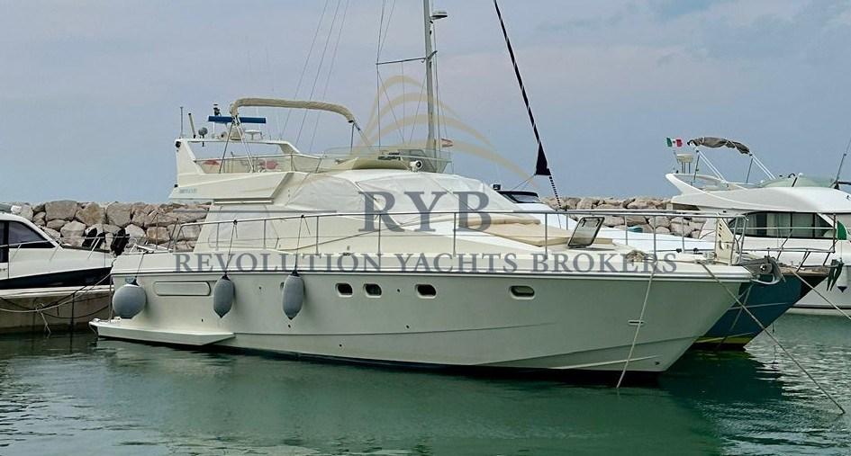 ferretti yachts 52 s fly