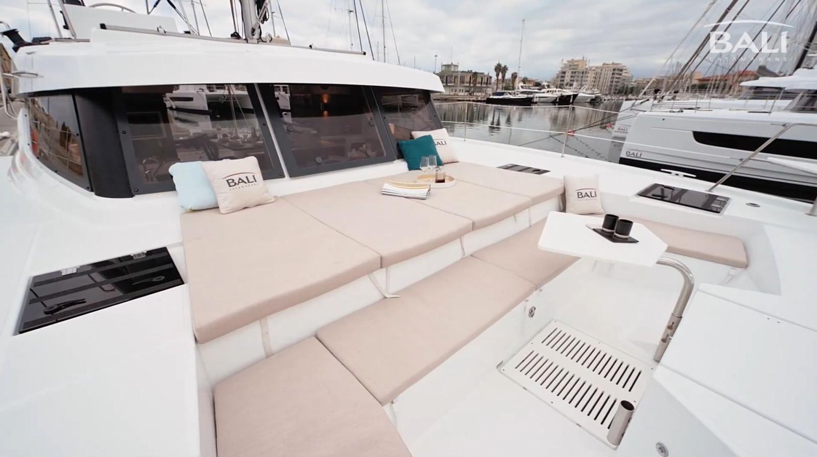 bali catamarans Catspace