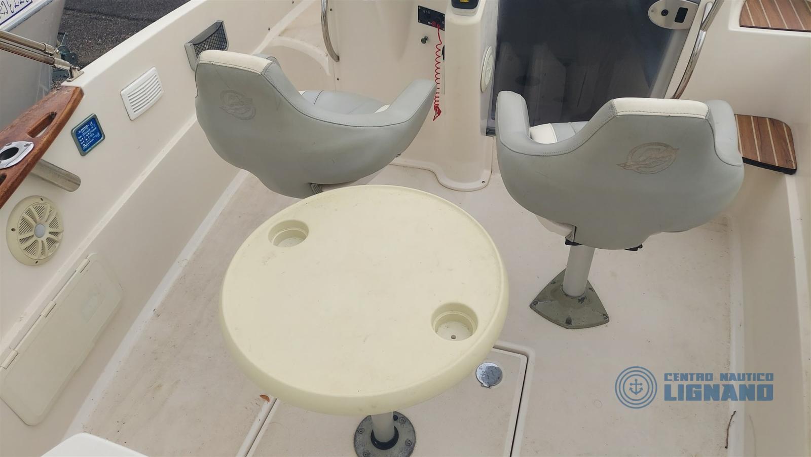 quicksilver Commander 635 wa