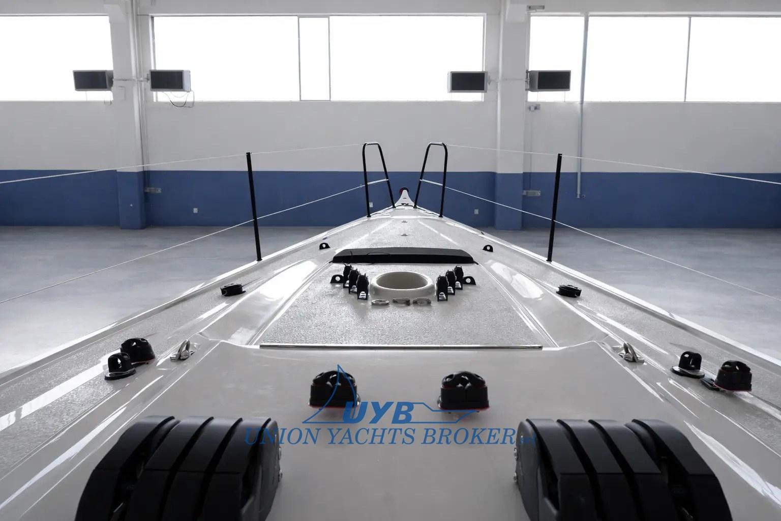 italia yachts Iy 9.98 nextgen