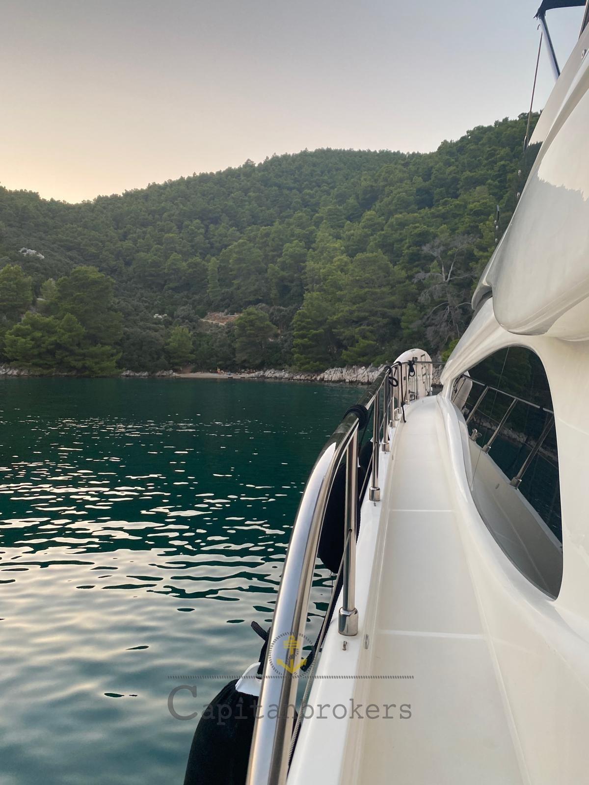 ferretti yachts Ferretti 590