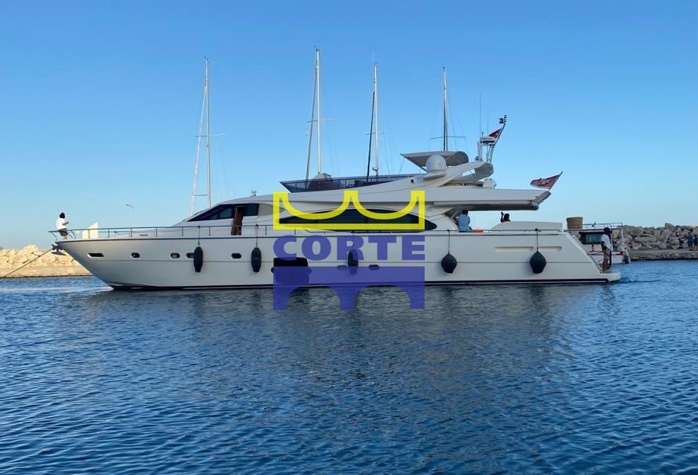 ferretti yachts 780