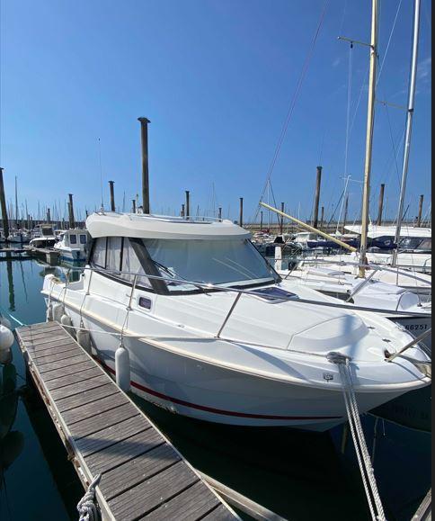 beneteau Antares 780