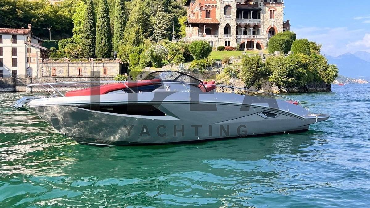 cranchi E30 endurance