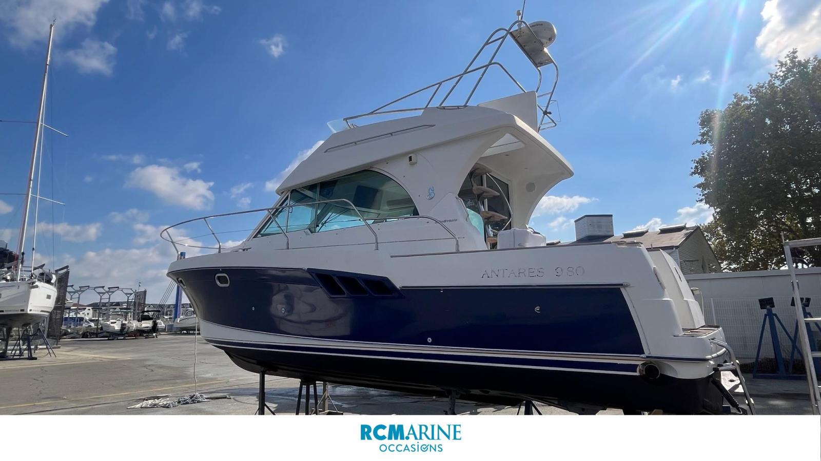 beneteau Antares 9.80