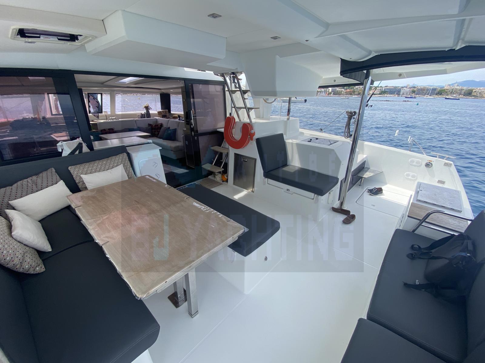 fountaine pajot Saona 47