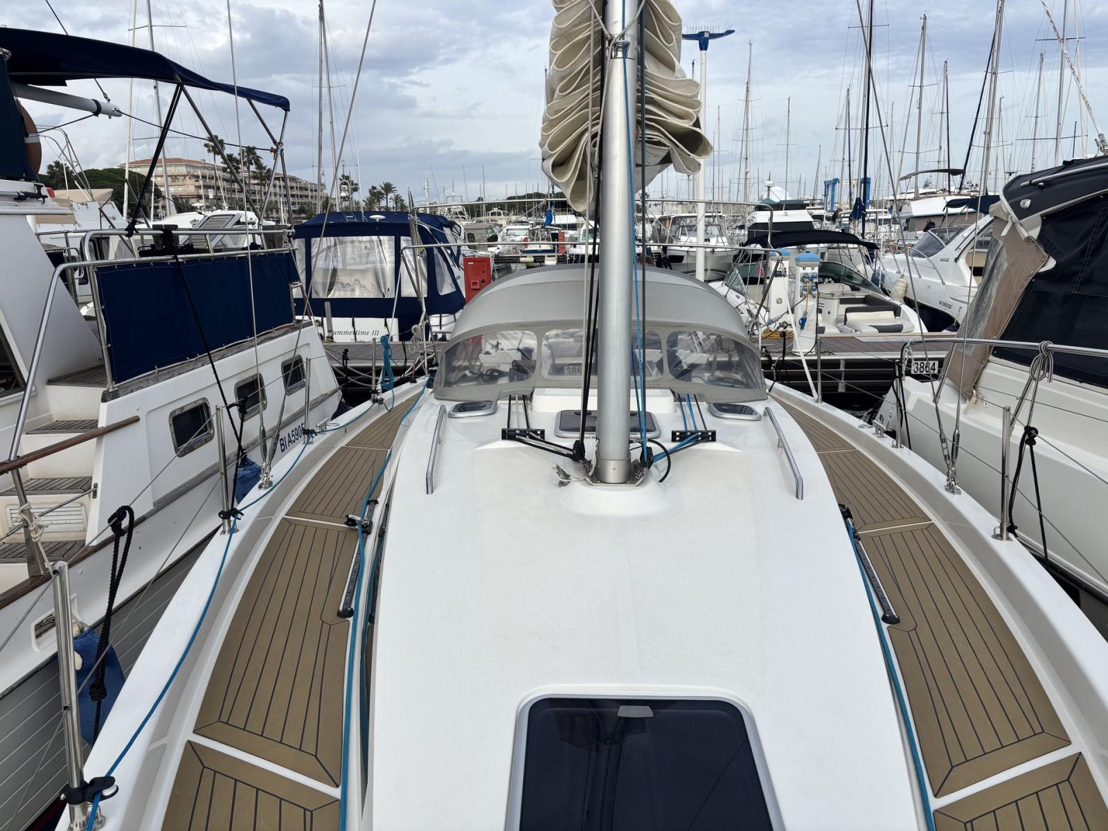 S35