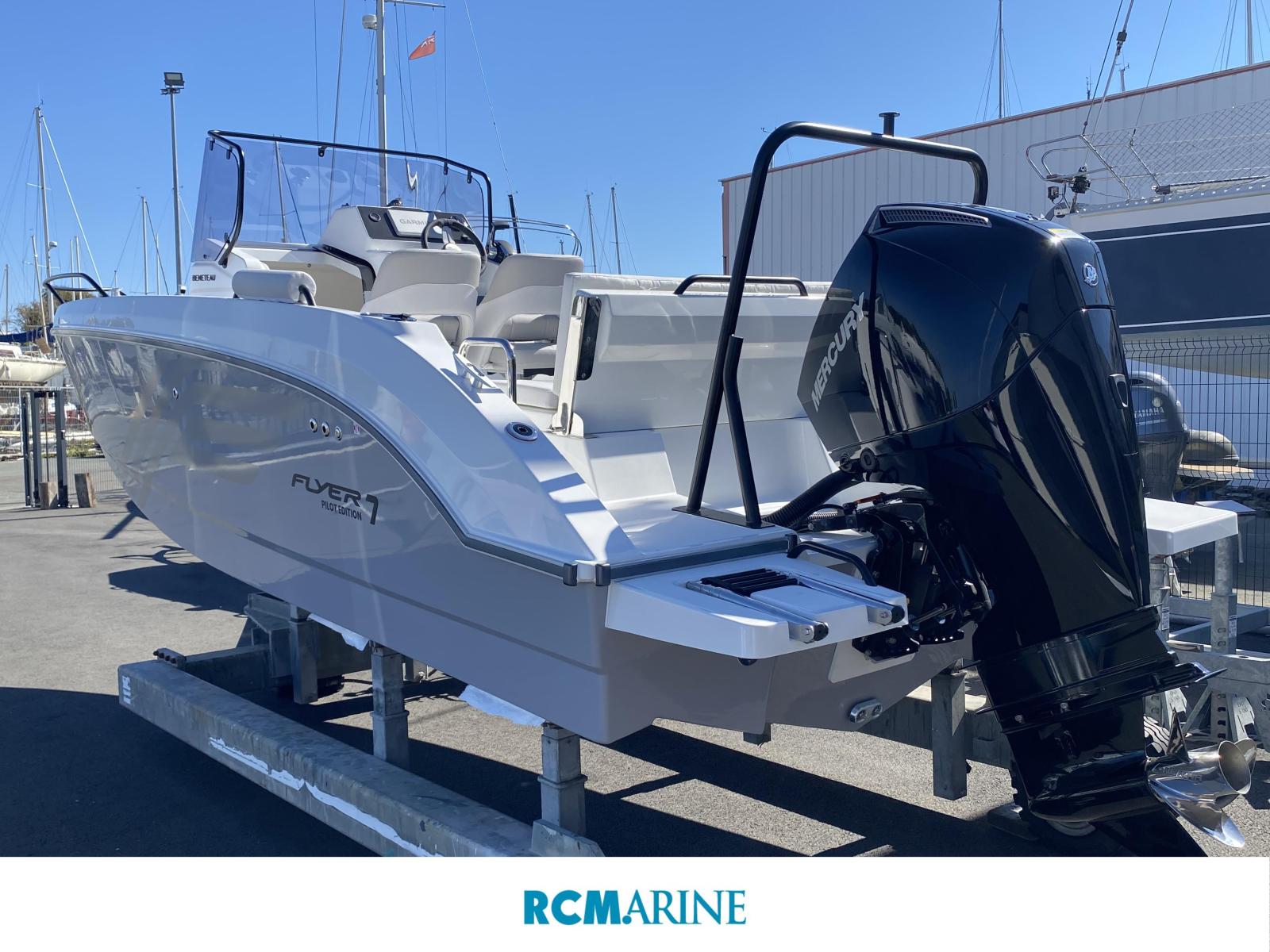 beneteau Flyer 7 spacedeck