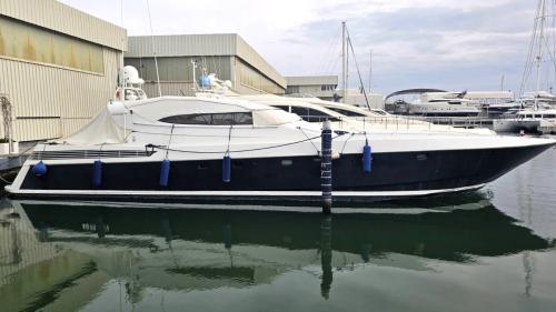 Maiora 75 open