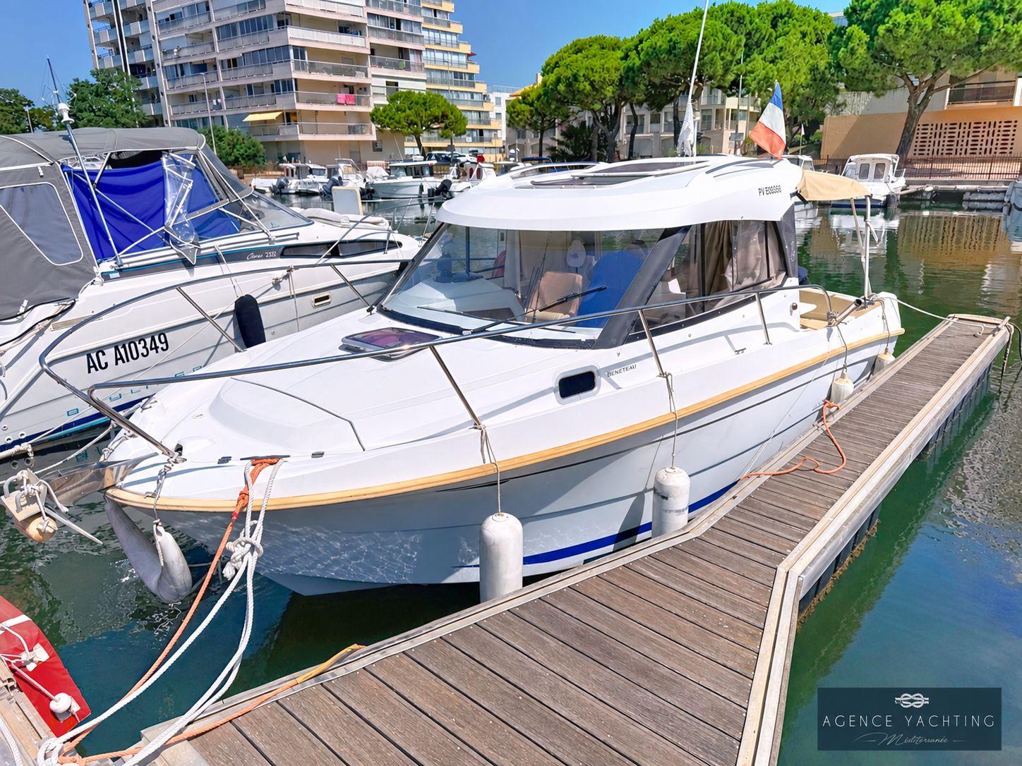 beneteau Antares 780