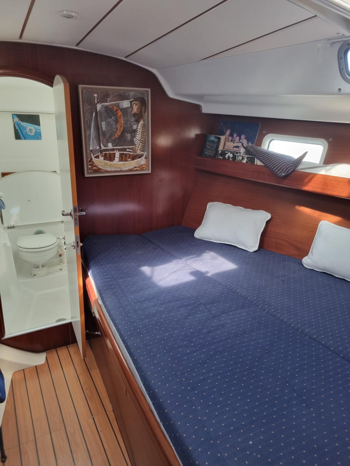 beneteau Oceanis 411 celebration