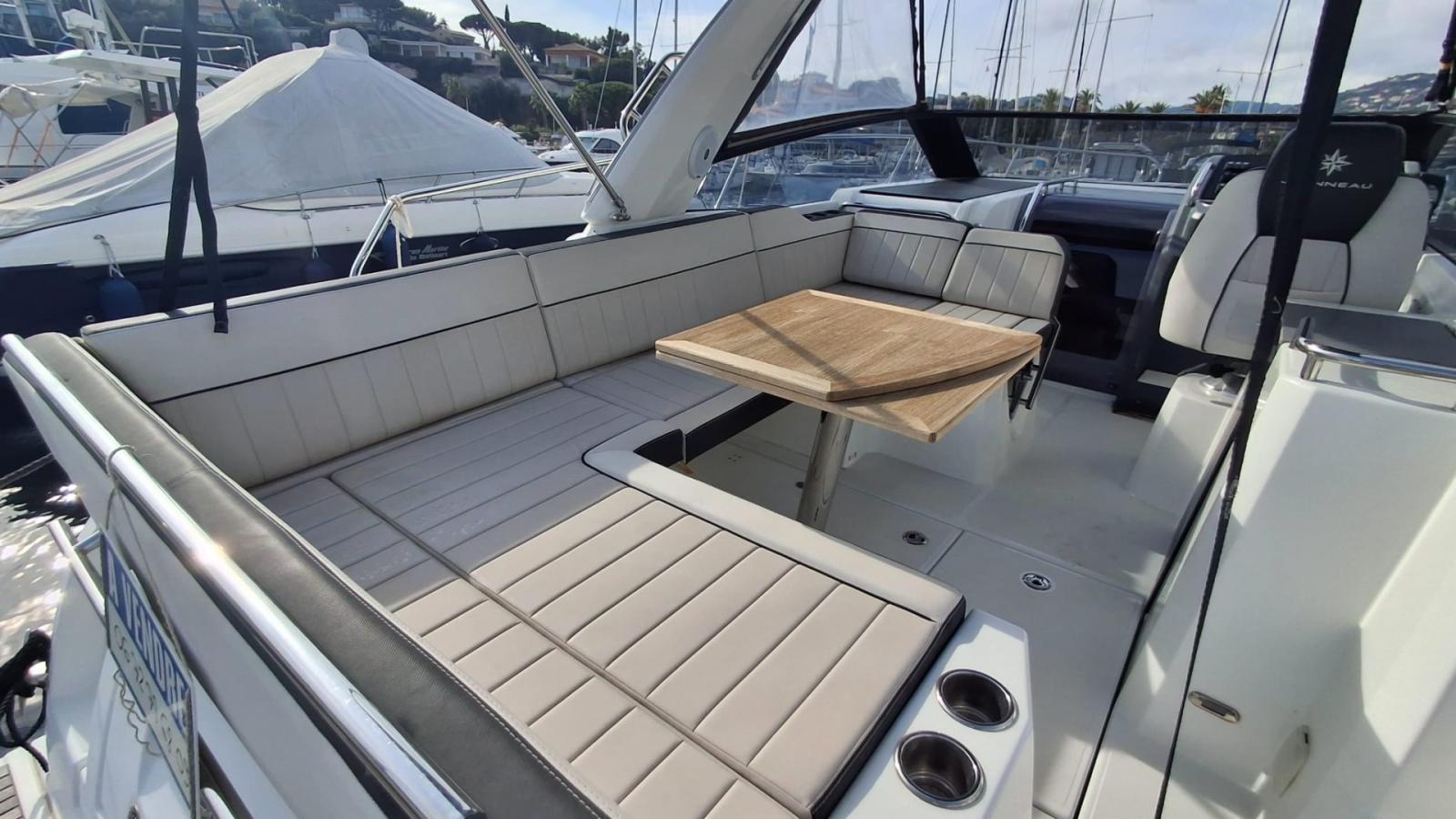 jeanneau Leader 30