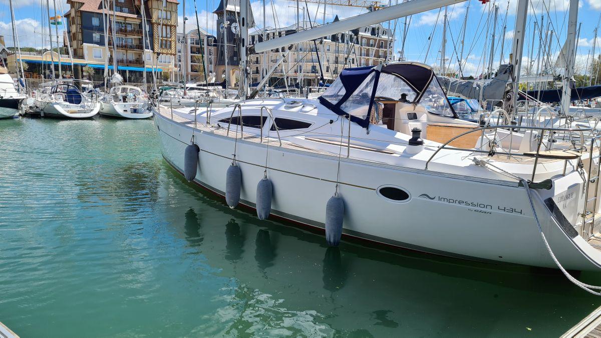 elan yachts Elan 434 impression