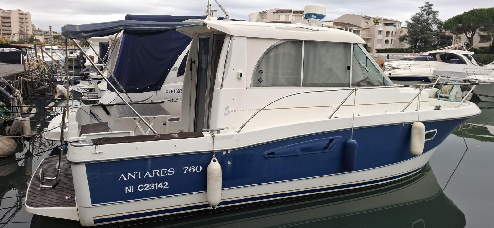 beneteau Antares 760
