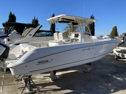 boston whaler 320 outrage