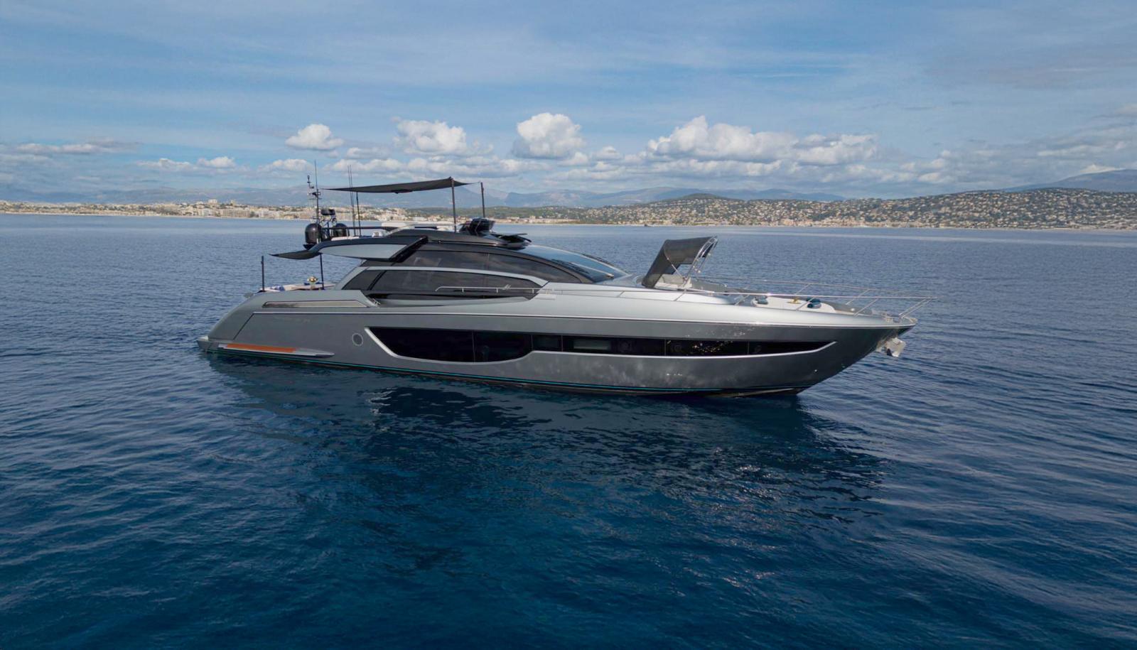 riva Perseo 76