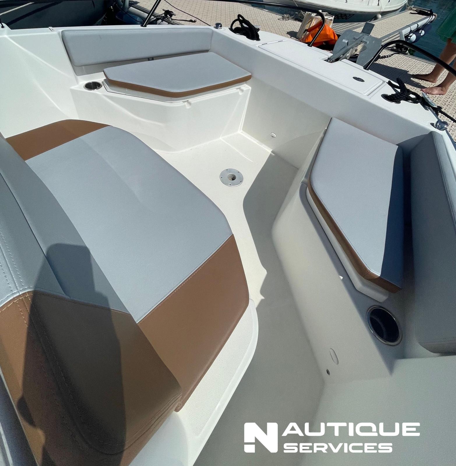 beneteau Flyer 7 spacedeck