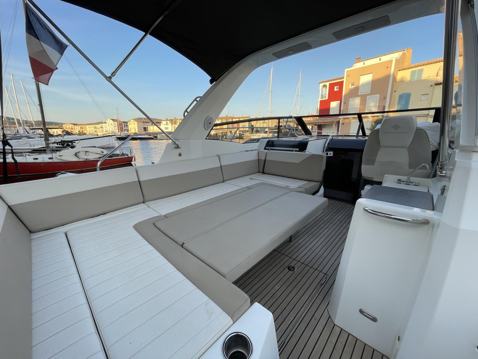 jeanneau Leader 33