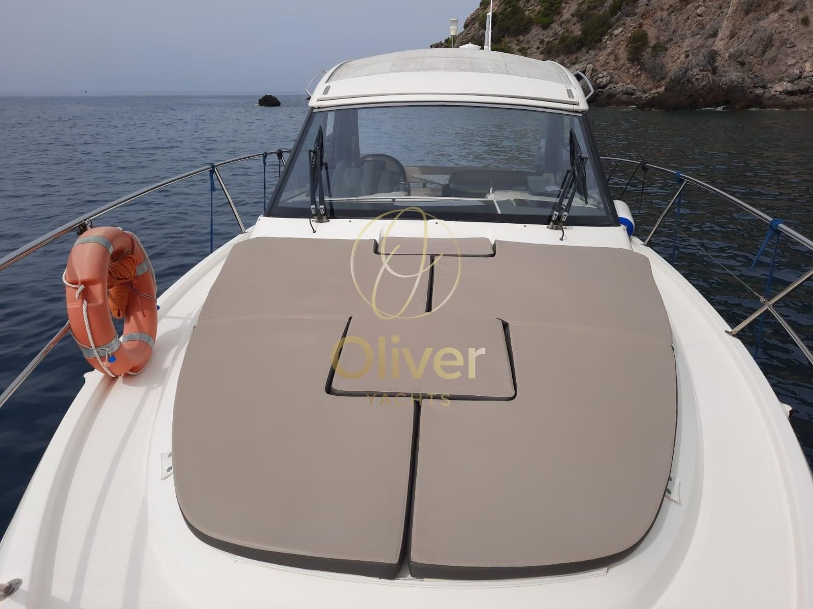 bavaria yachts S 33 hard top