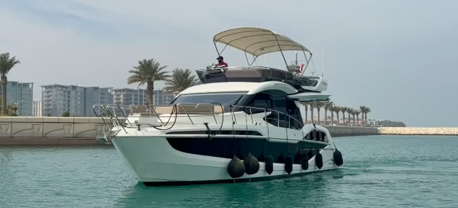 galeon yacht 480 Fly