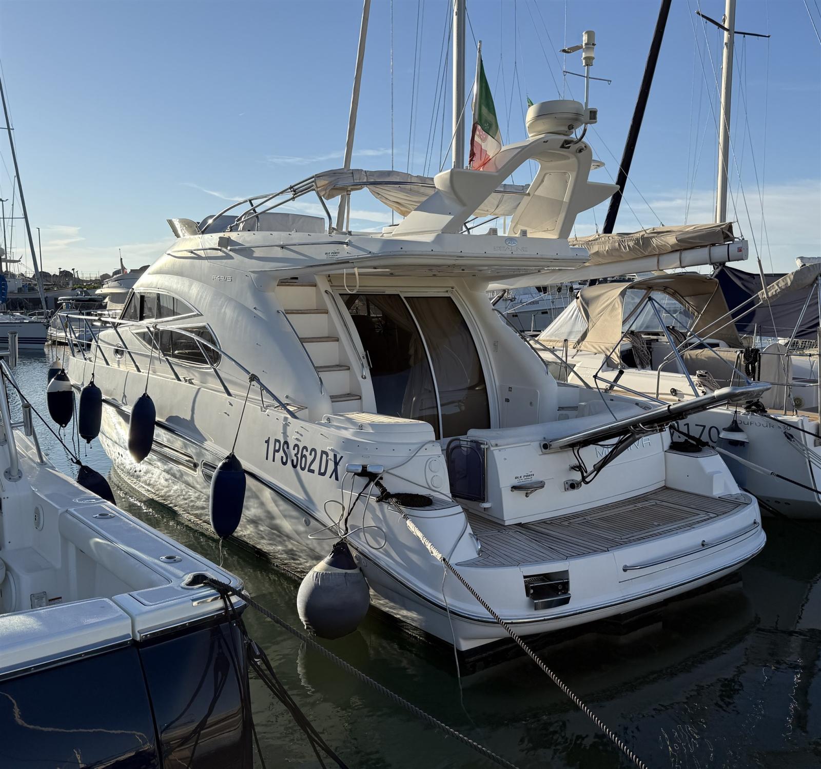 sealine F 42/5