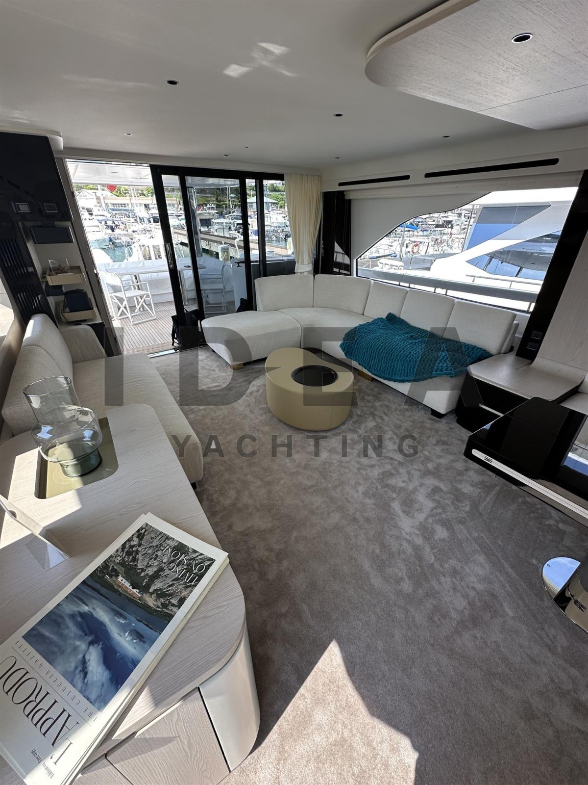 azimut 78 flybridge