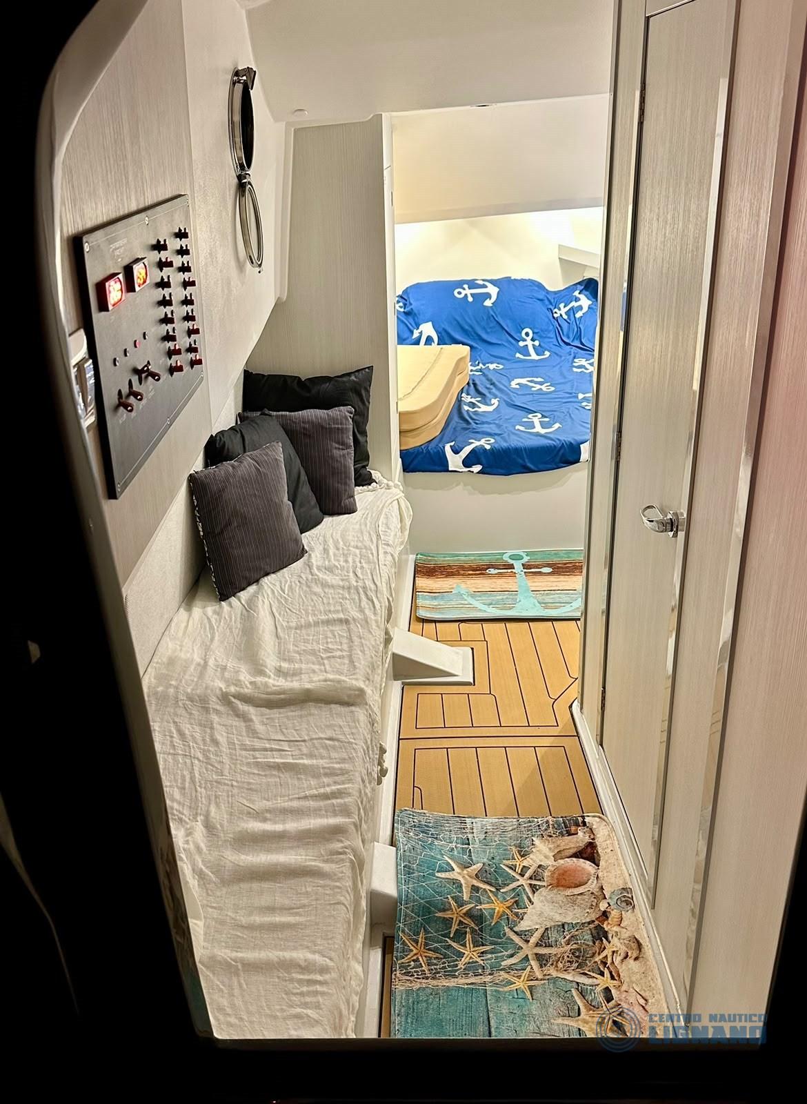 panamera yacht Py10.0 cabin