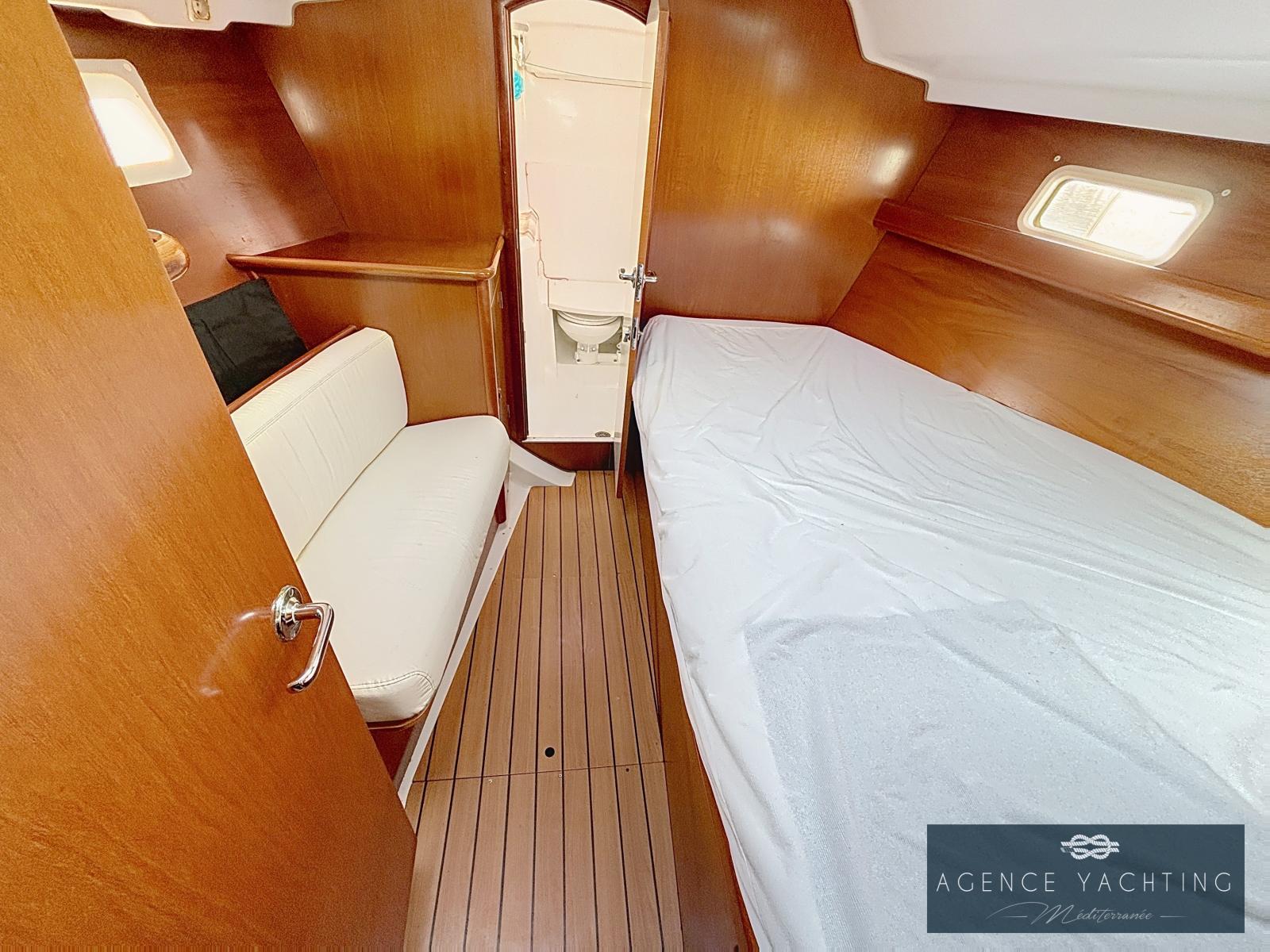 beneteau Oceanis 411