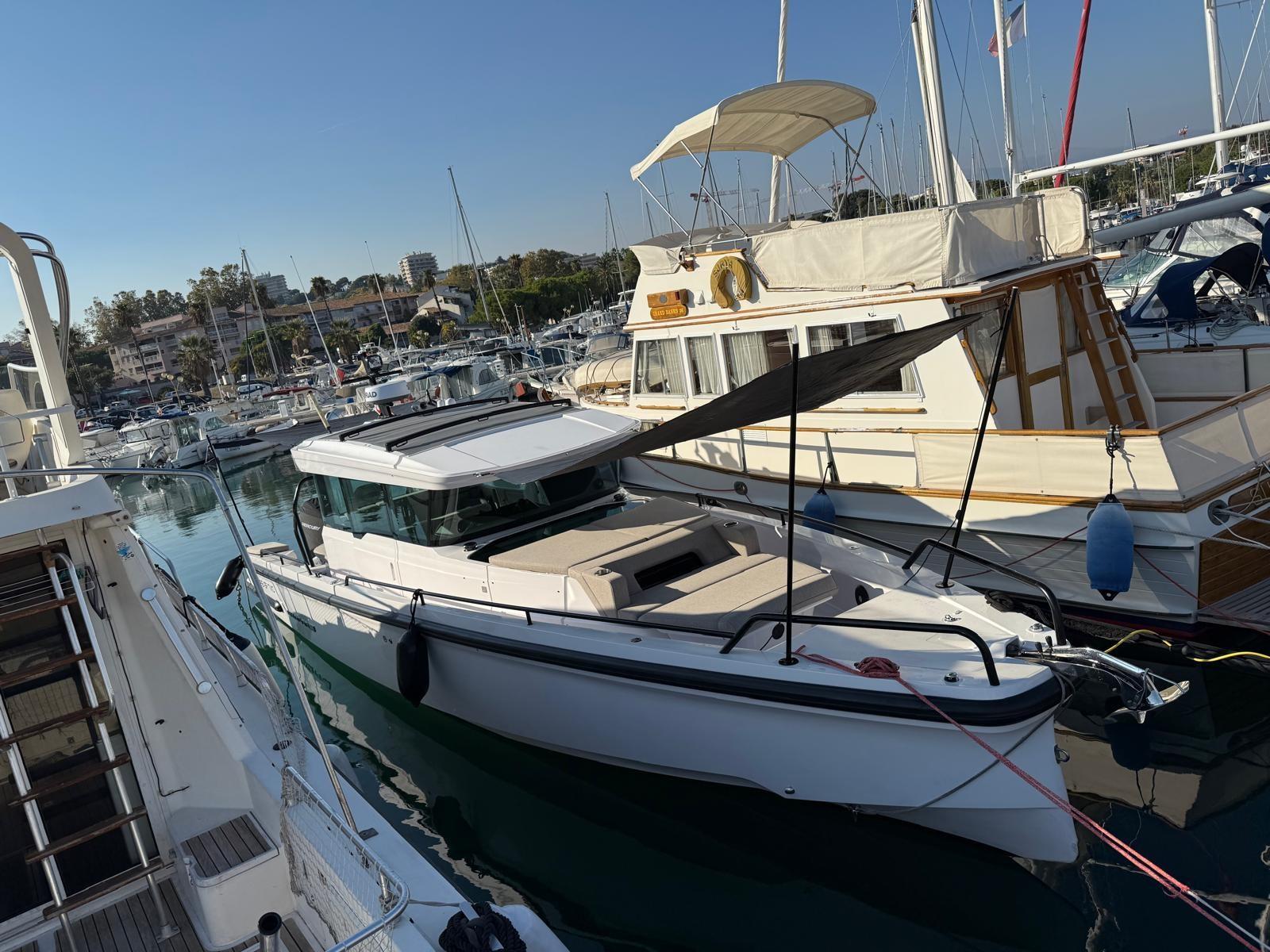 axopar 37 xc cross cabin