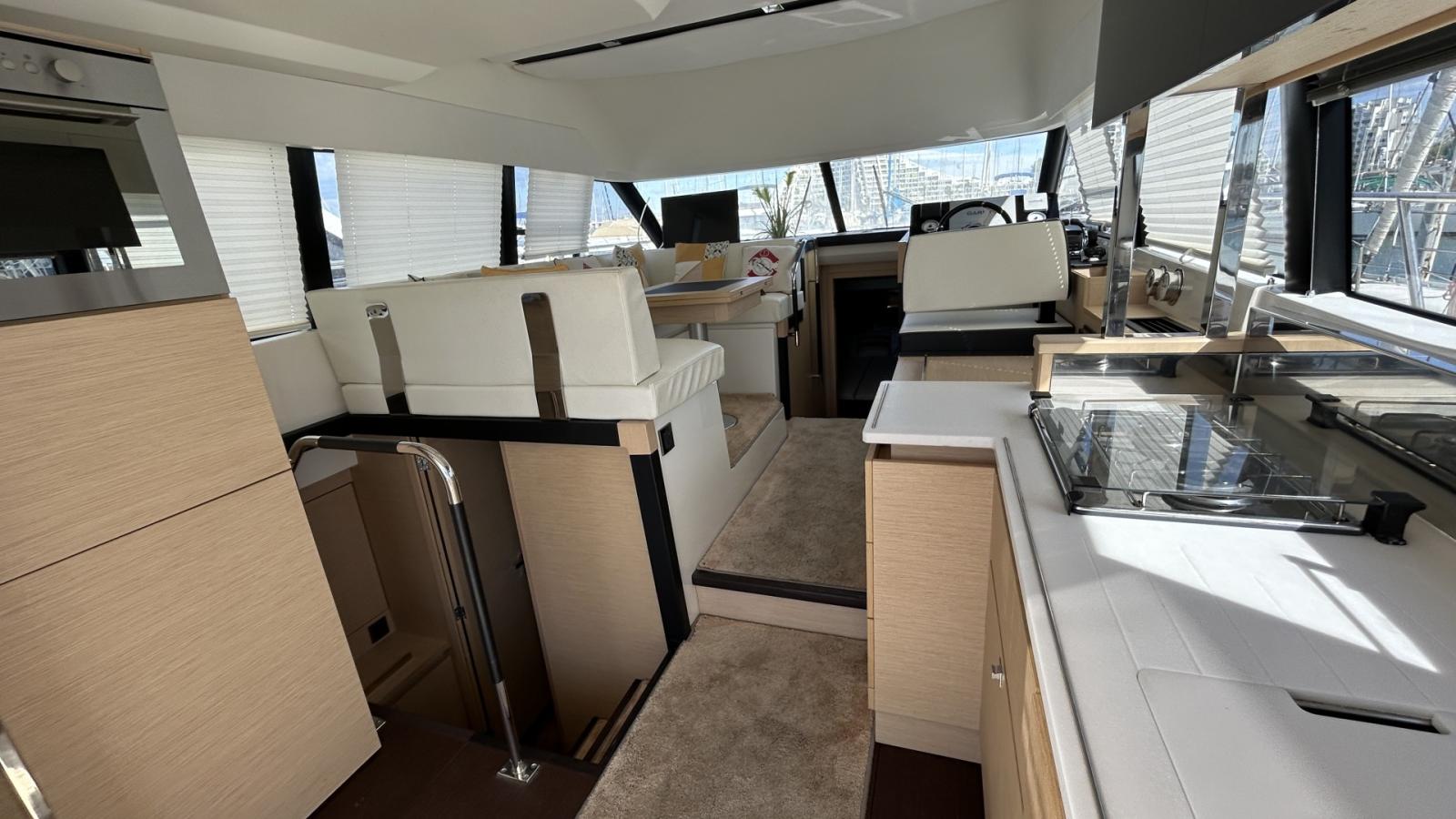 jeanneau Prestige 420 fly