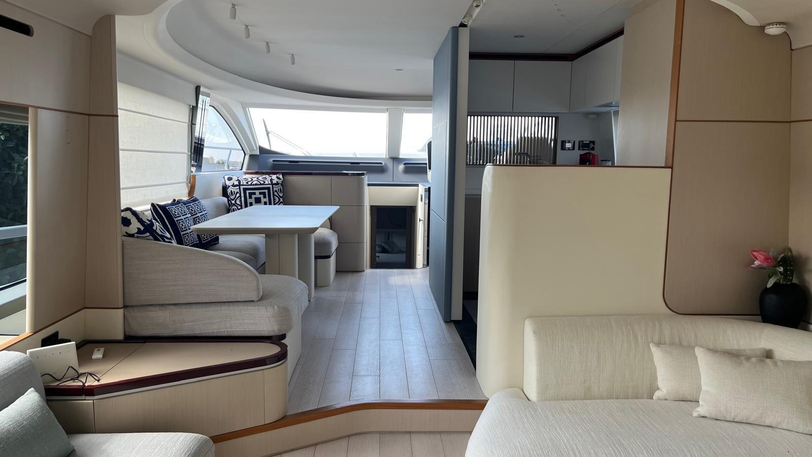 azimut 68 flybridge my 2022