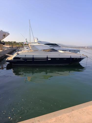 Riva aquarius 54