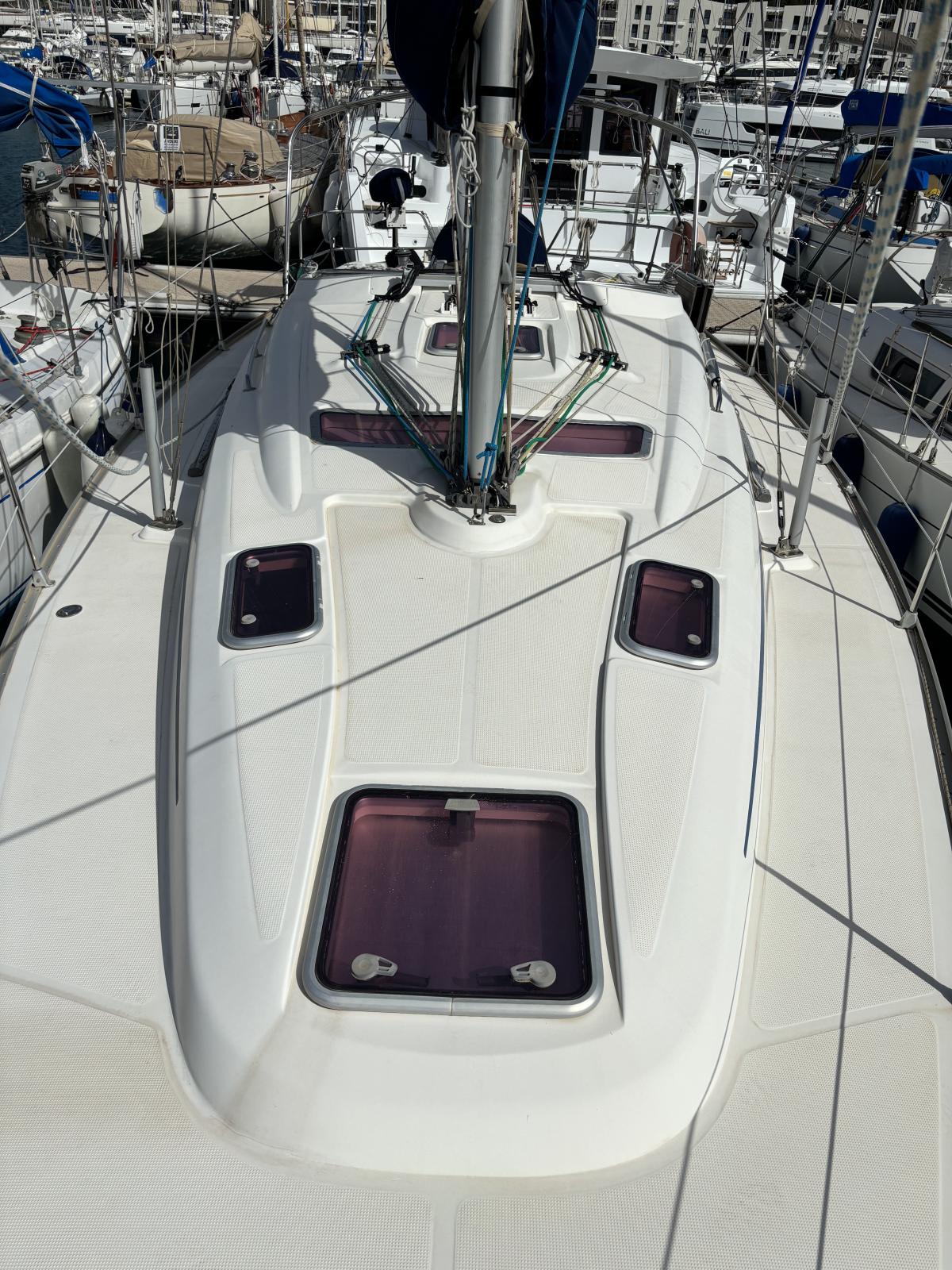 bavaria yachts 37 cruiser