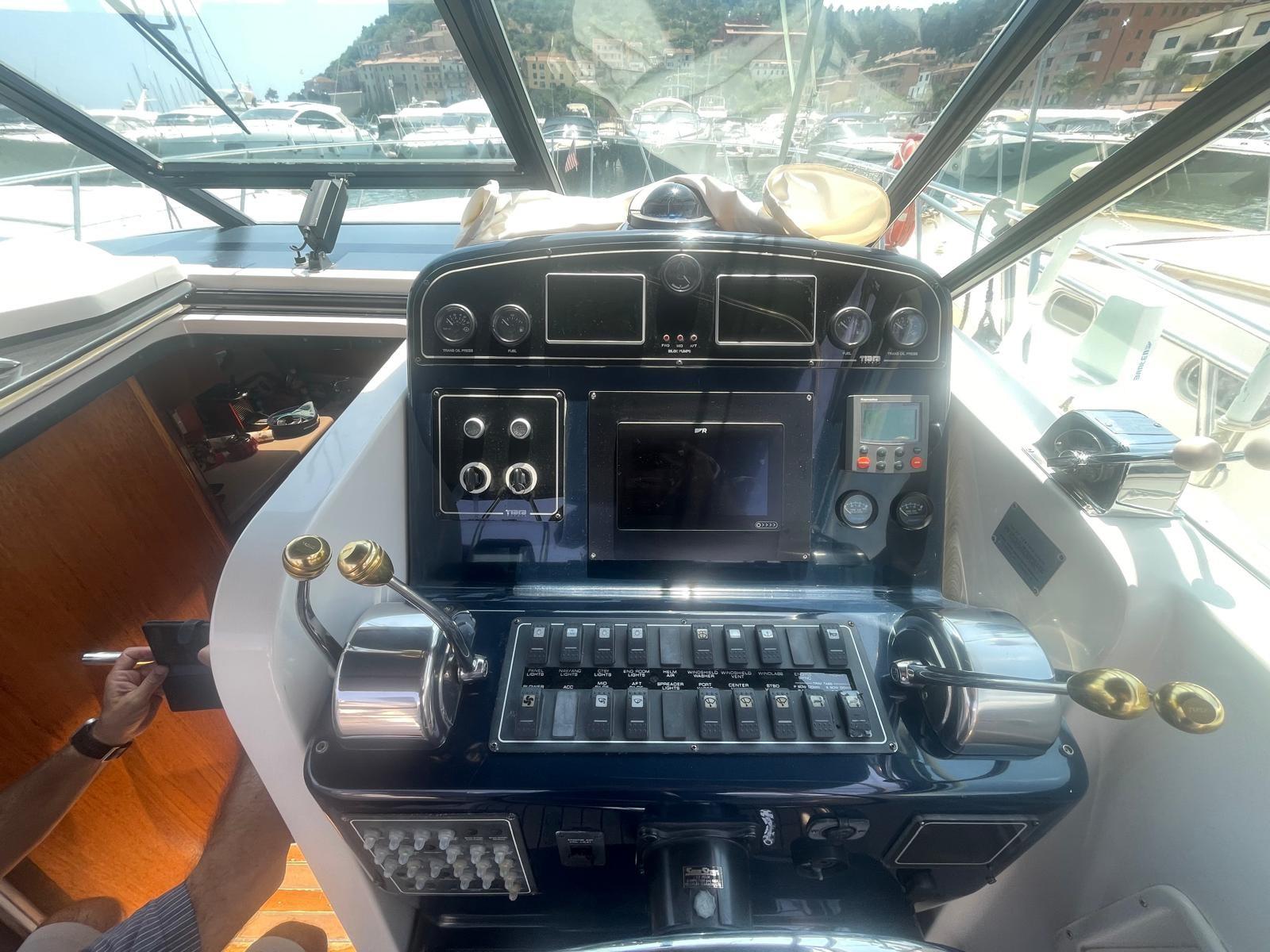 tiara yachts 3500 open