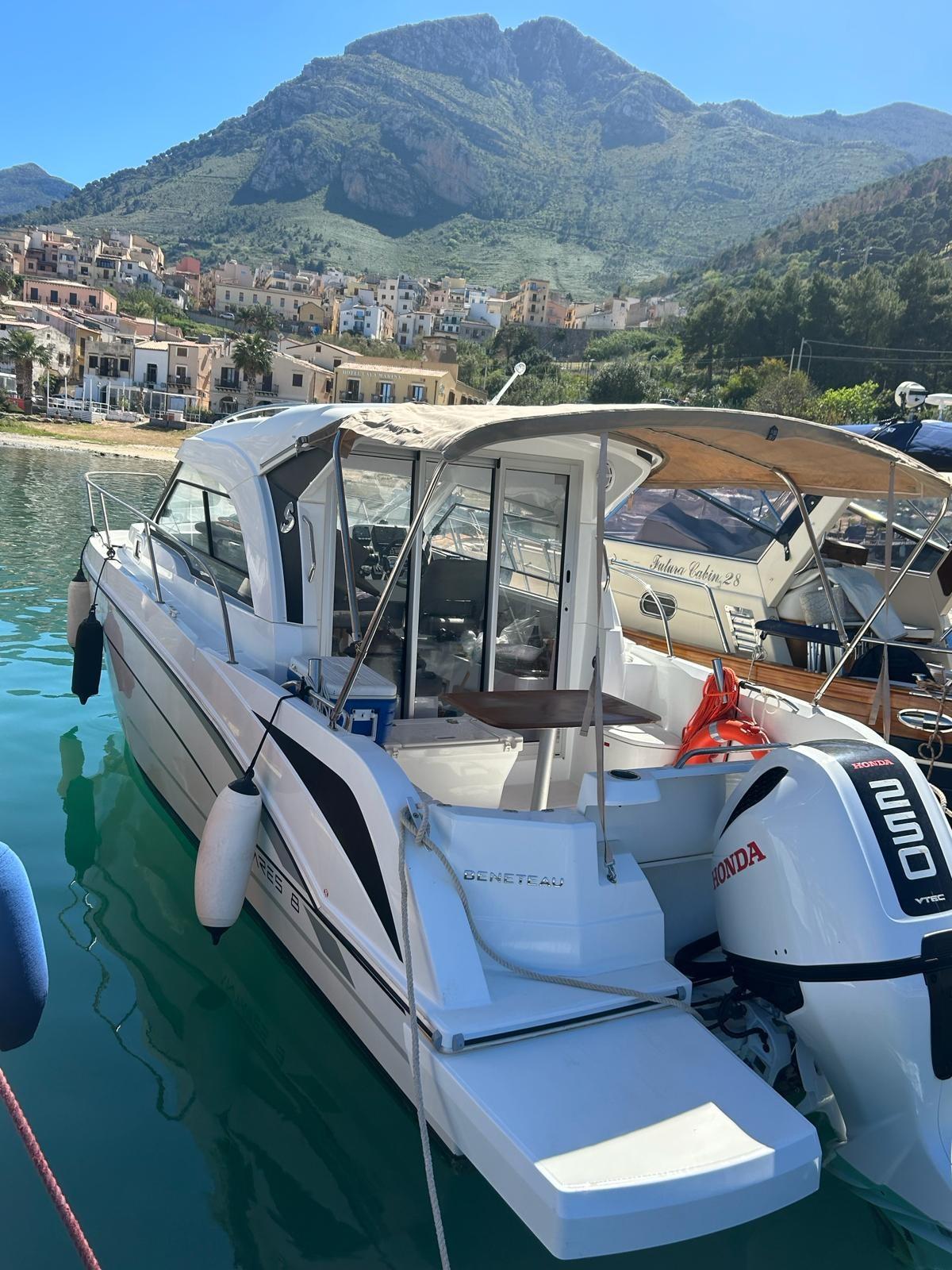 beneteau Antares 8