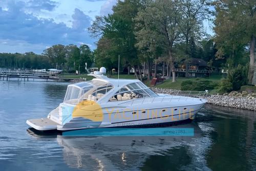 Cruisers yachts 5470 express