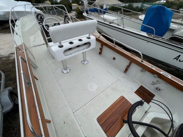 boston whaler 22 outrage