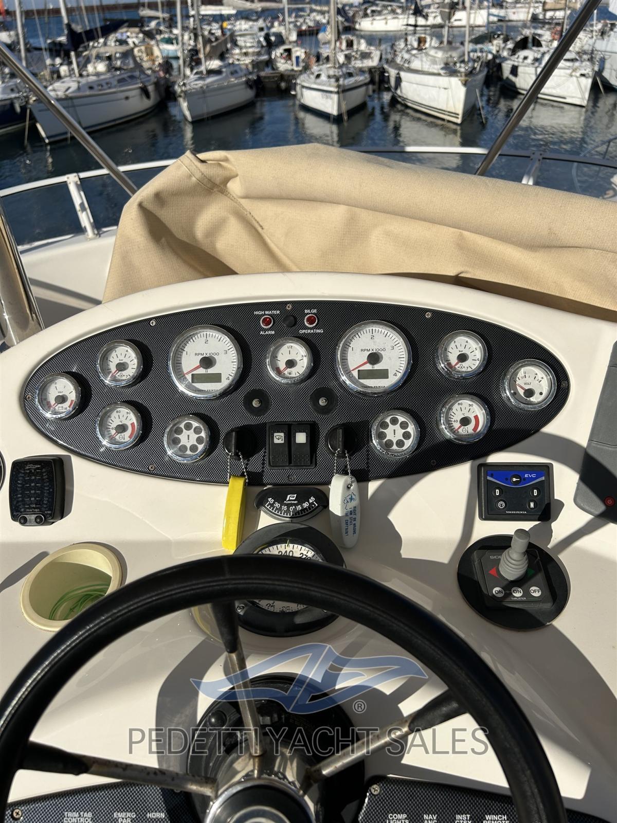 riviera marine 37 flybridge