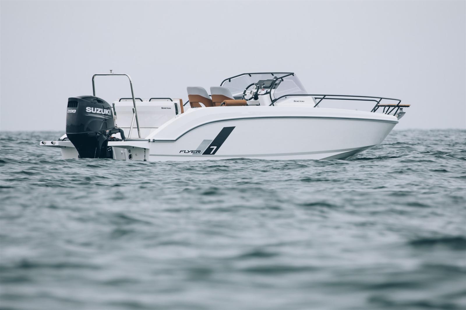 beneteau Flyer 7 sundeck