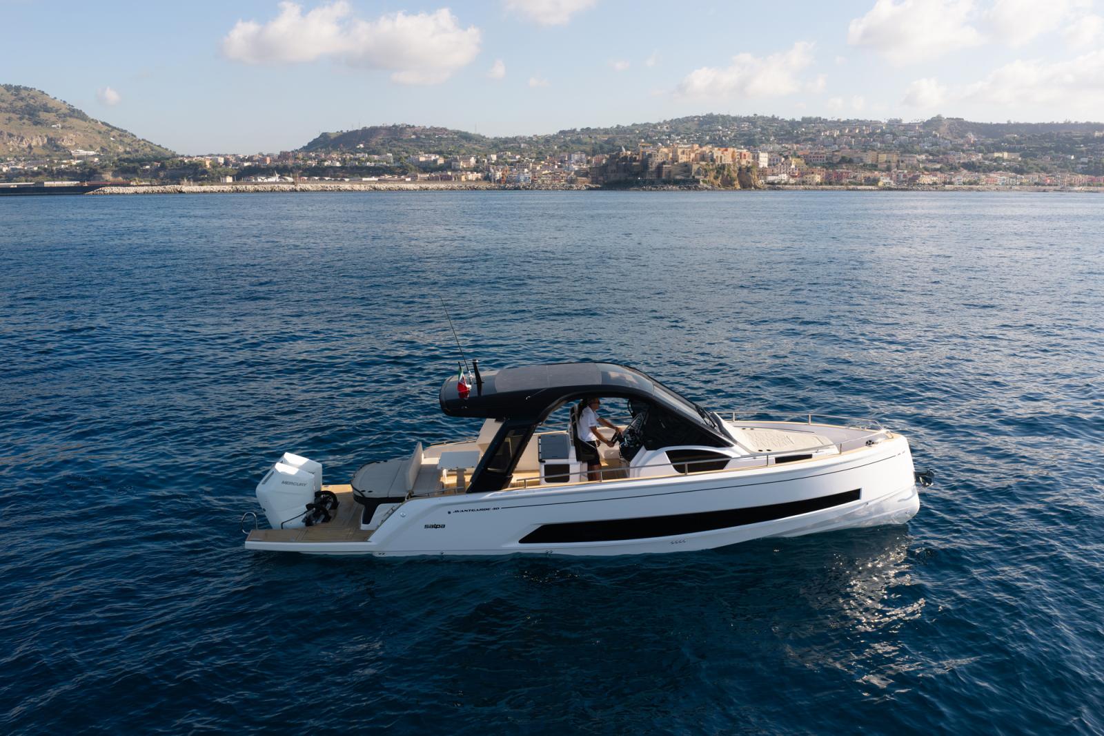 salpa nautica Avantgarde 40