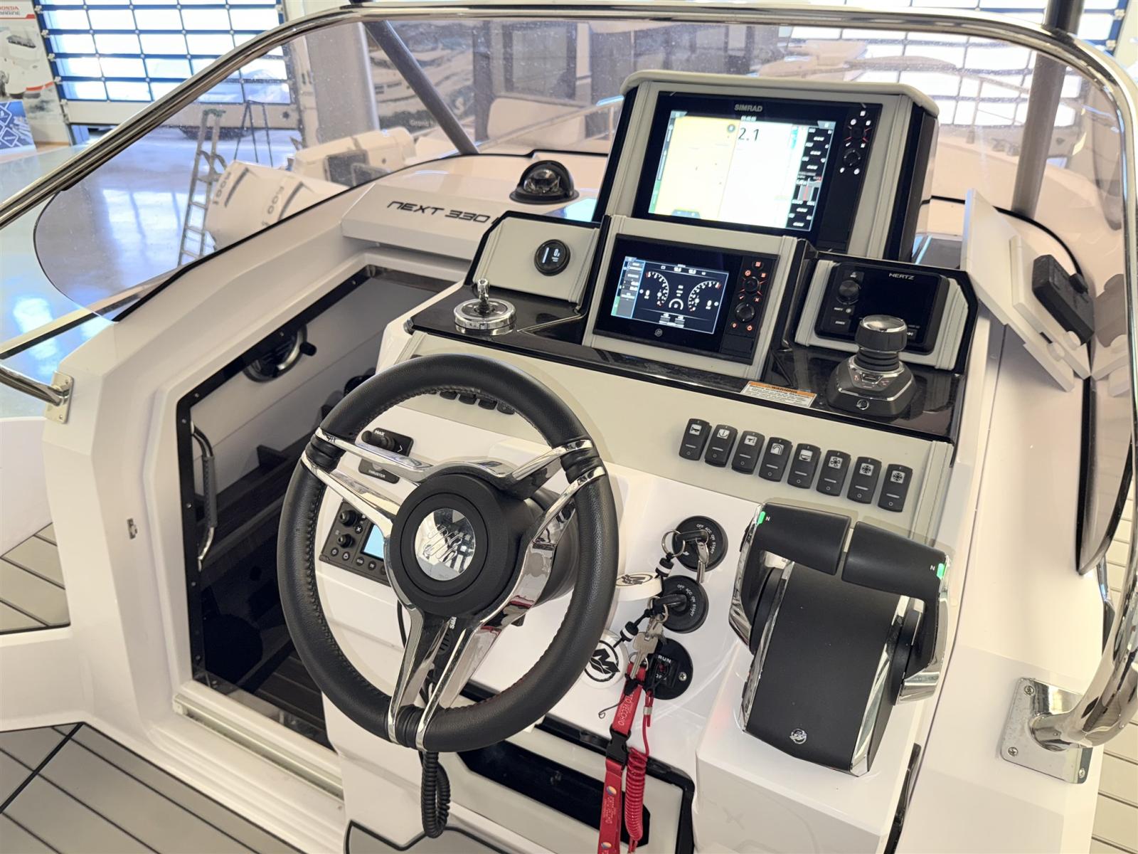 ranieri international Next 330 lx