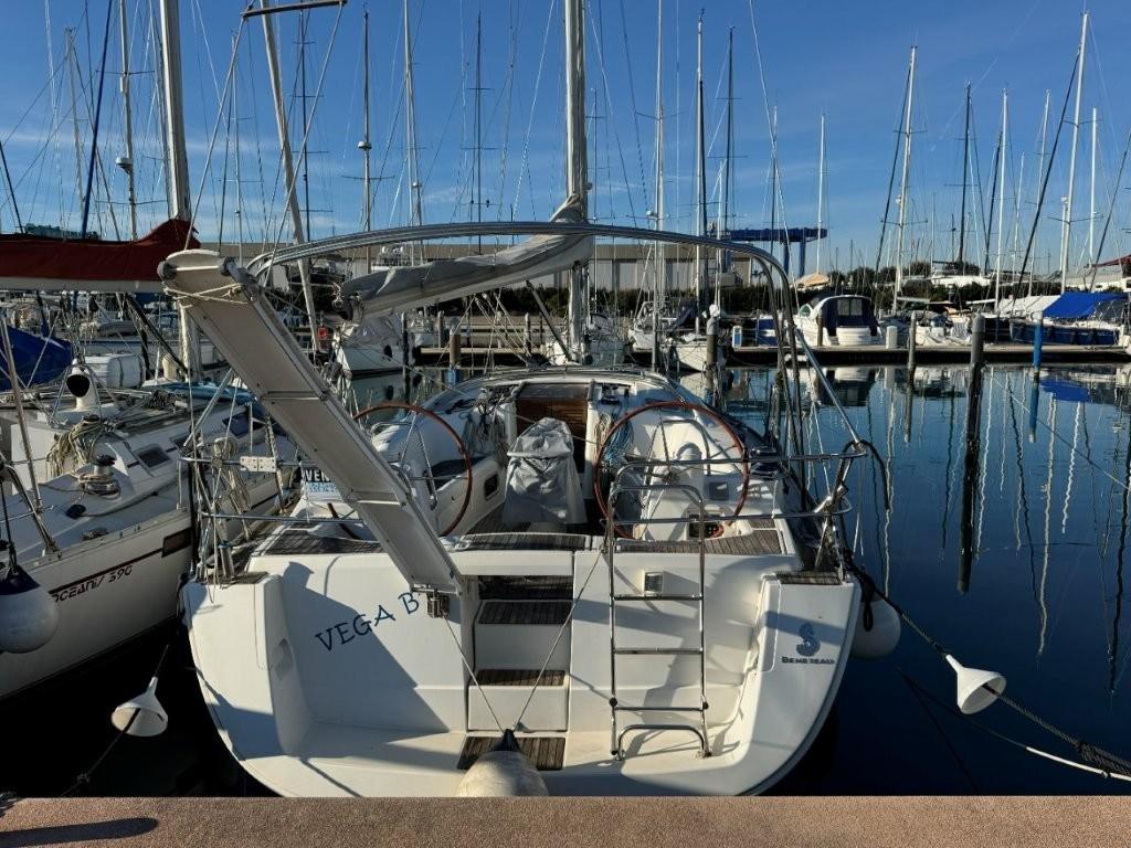 beneteau Oceanis 40