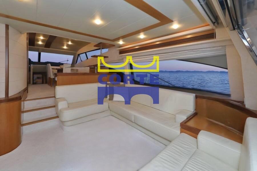 ferretti yachts 681