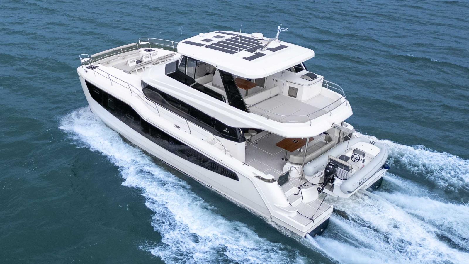 aquila 50 yacht