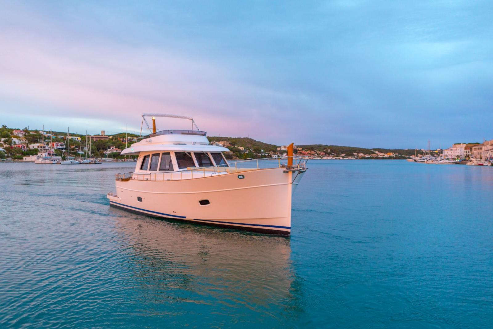 sasga yachts Menorquin 55