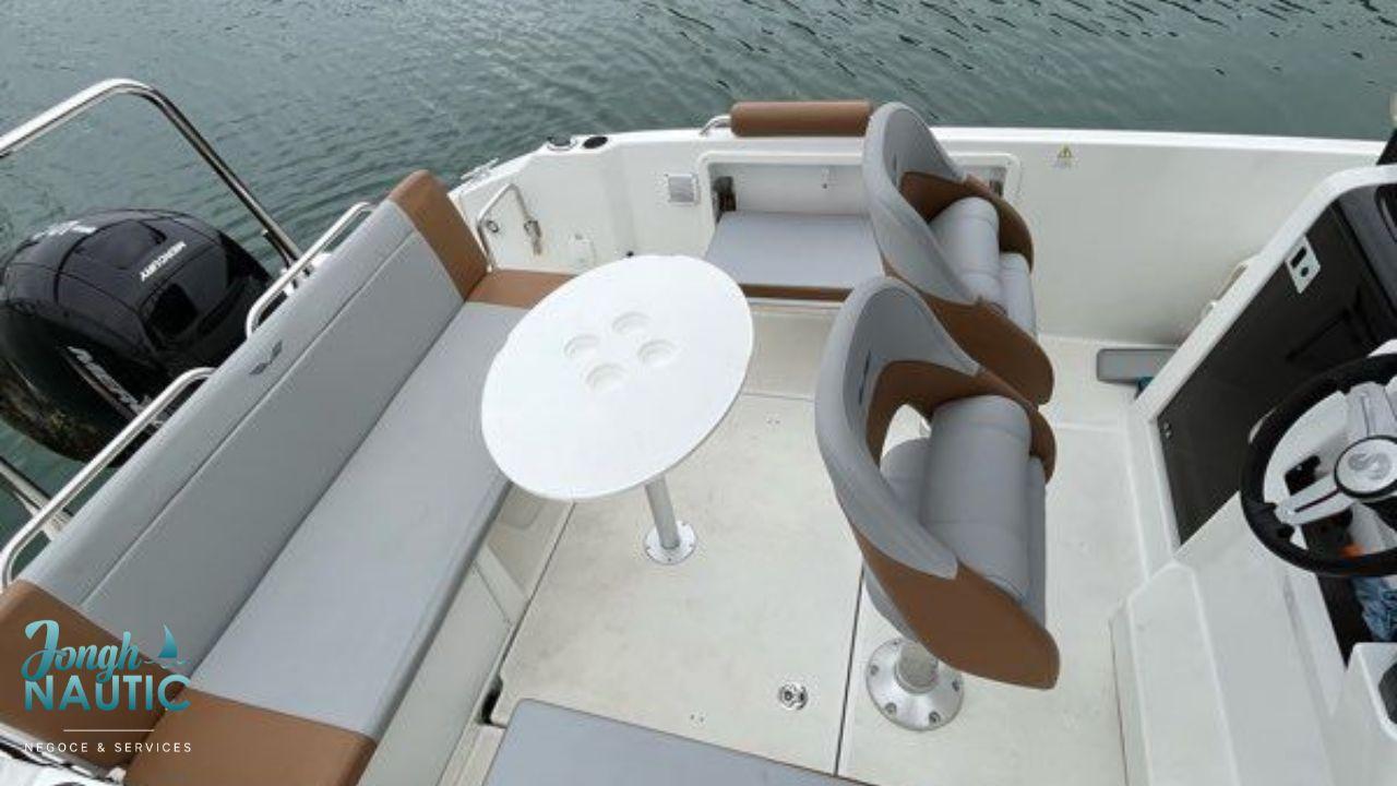 beneteau Flyer 7 spacedeck