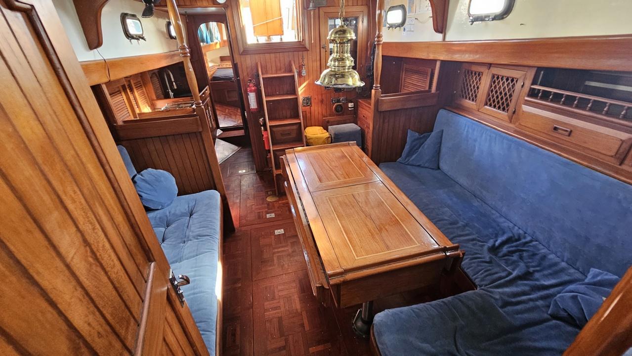 transworld yacht Transworld 41
