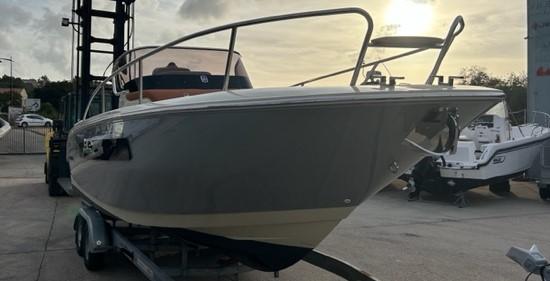 invictus Invictus 280 cx capoforte