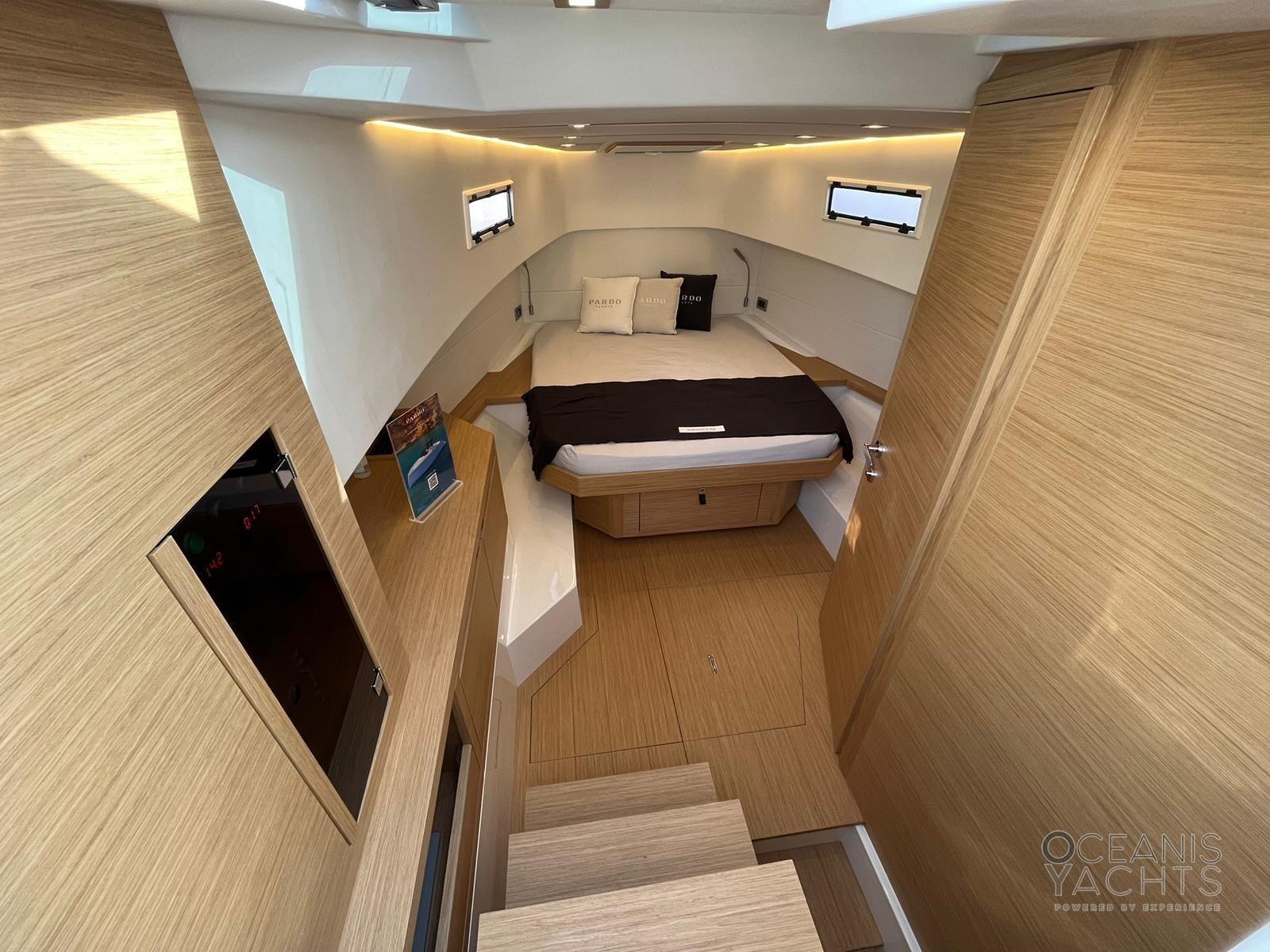 pardo yachts Walkaround 38